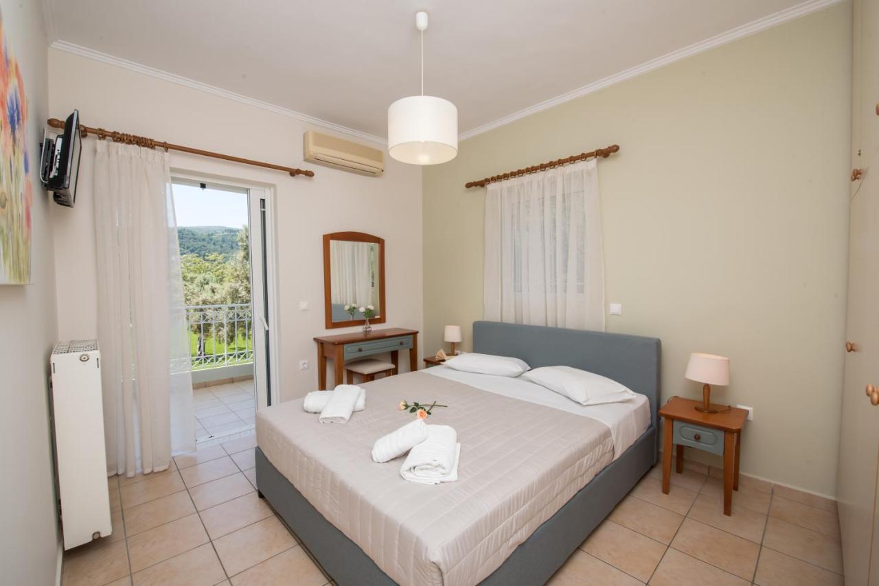 Elaia - Apartments & Studios Lefkada City Екстер'єр фото