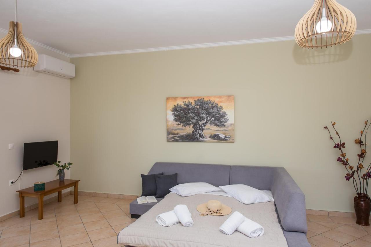 Elaia - Apartments & Studios Lefkada City Екстер'єр фото